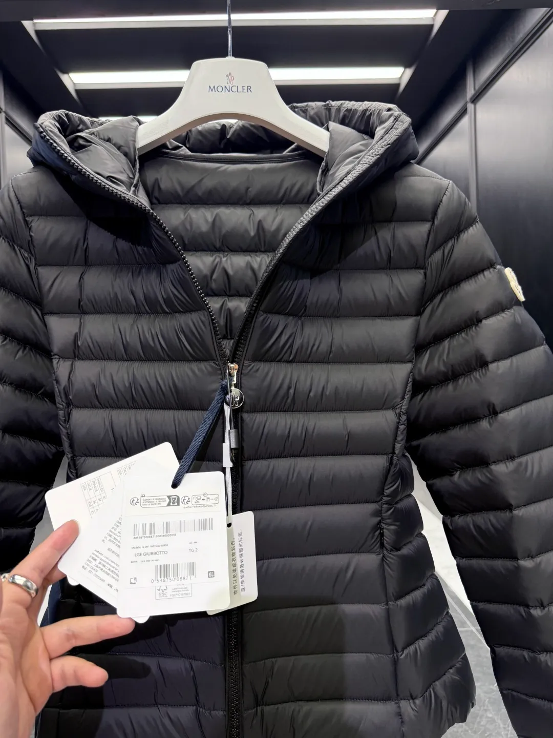 ⬆️Moncler . Ige . Ige Ige longue saison ， 。 。 ， Classic ， 。 。 • longuesaison • Longuesaison • • • • Size：1-4 /Black